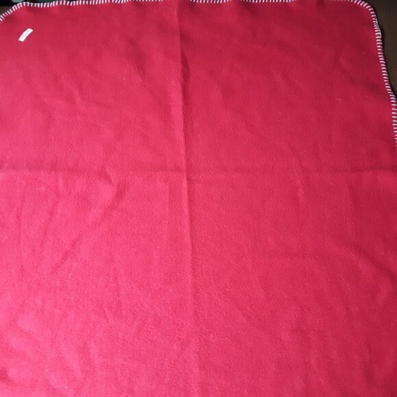 Little Red Wagon RADIO FLYER Fleece Blanket - Picture 4 of 7